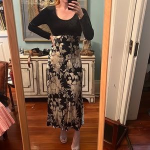 Vintage 1980s “Practical Magic” looking dress excellent condition